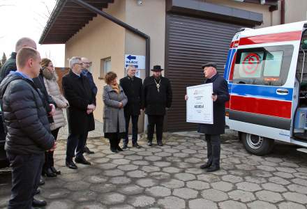 Przekazanie ambulansu