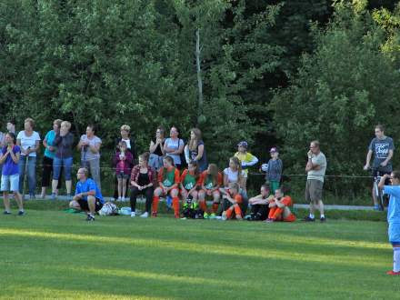 UKS Gimnazjum Istebna - Jaskółki Chorzów 2:1