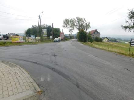 skrzyżowanie dróg na Beskidzie - widok w kierunku Koniakowa